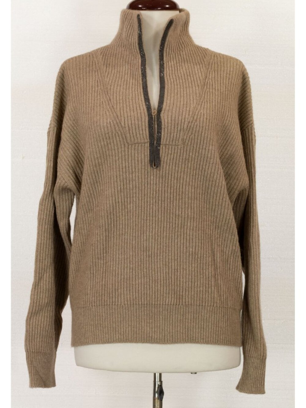 $3995 Brunello Cucinelli Cashmere Beige Sweater w/Monili detailing at neckline